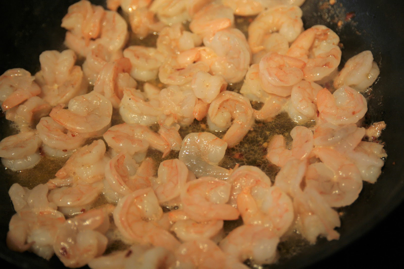 Illustration for article titled Let’s make Shrimp Scampi with Papa John’s garlic sauce